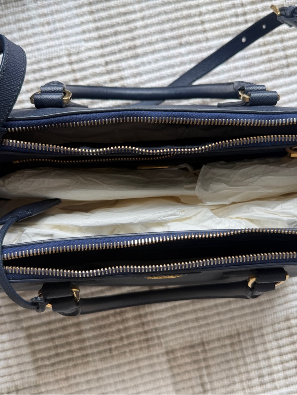 Prada Galleria large Saffiano leather bag - Picture 4 of 17